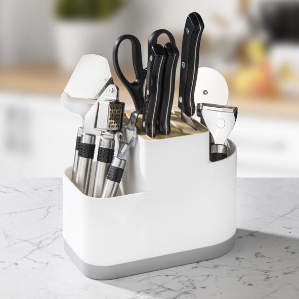 Messerblock mit Utensilienhalter