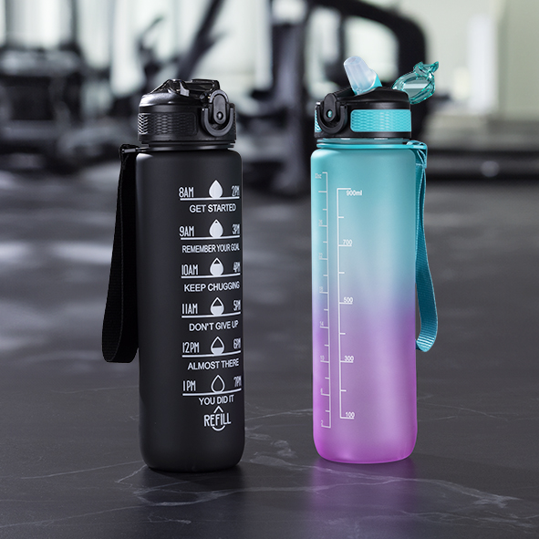 Sport-Trinkflasche, 1L aus Kunststoff