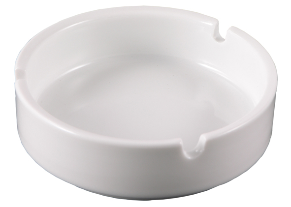 Aschenbecher aus weißem Porzellan