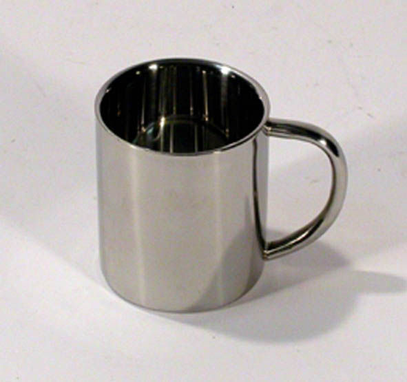 Kaffeebecher mit Henkel in glänzender