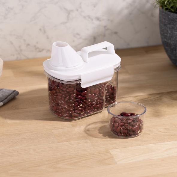 Aufbewahrungsbehälter mit Messbecher, 750ml