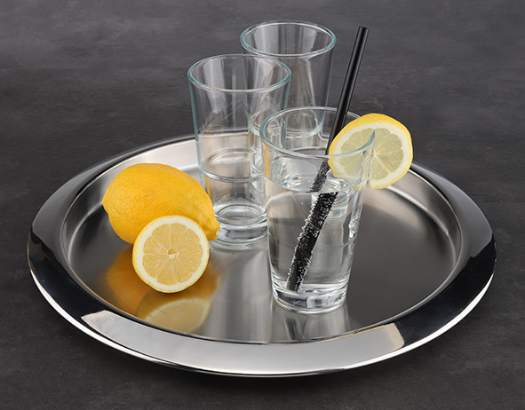 Serviertablett aus Edelstahl