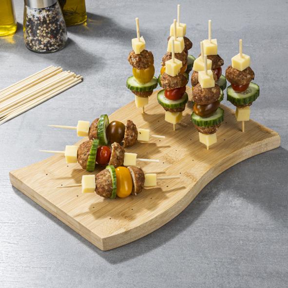 Servierplatte aus Bambus mit 45 Spießen