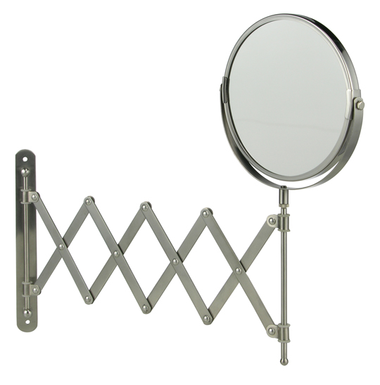 Badezimmerspiegel mit zwei Spiegeln in