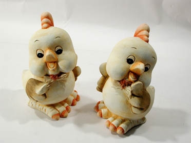 Küken aus Terrakotta