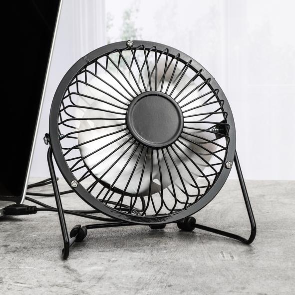 Mini Ventilator aus Metall mit USB Anschluß