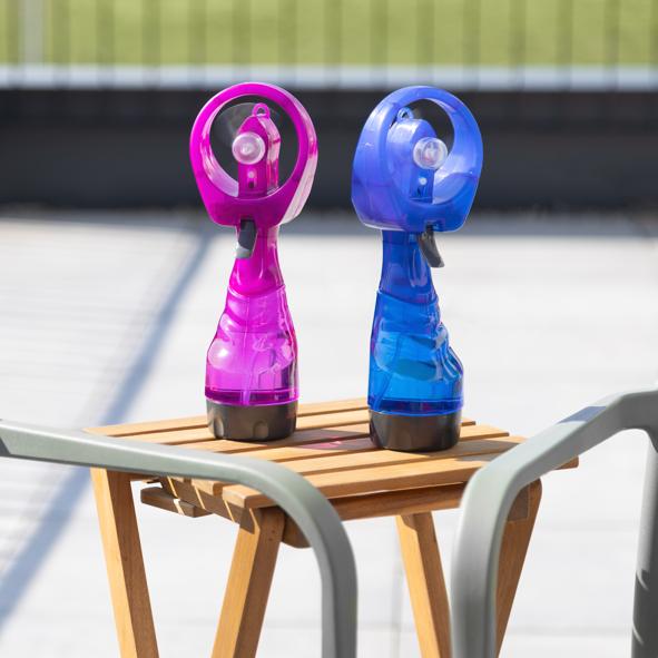 Handventilator mit Wassersprühfunktion