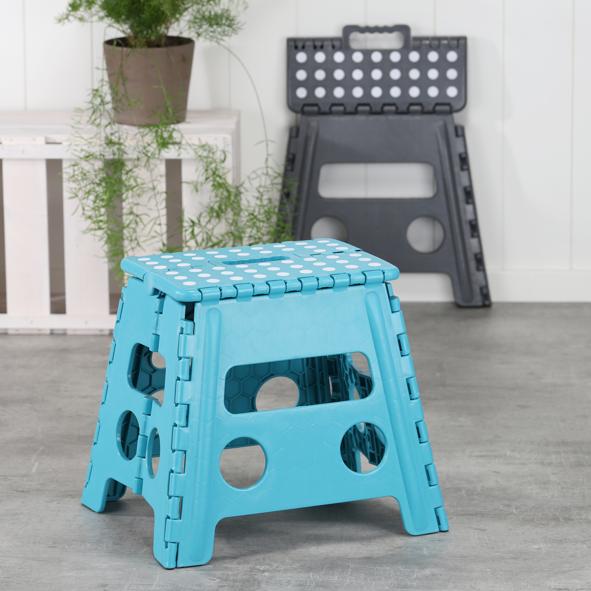 Sitzhocker aus Kunststoff