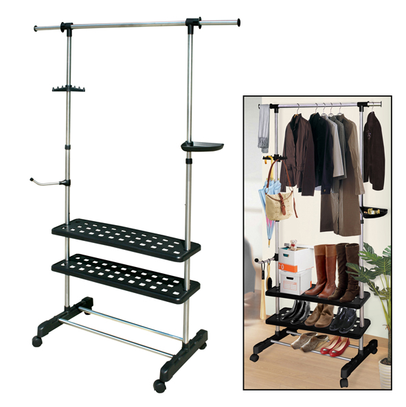 Garderobenständer auf Rollen mit