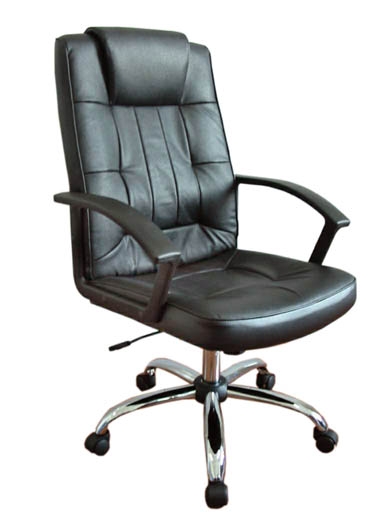 Chefsessel mit schwarzer Lederpolsterung