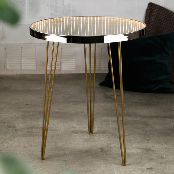 Beistelltisch mit LED-Spiegeleffekt