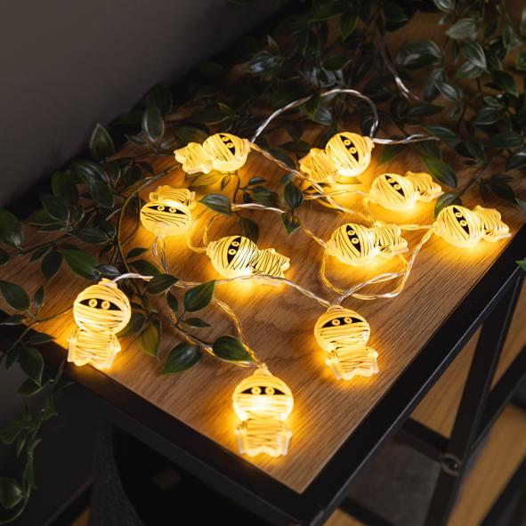 Mumien Lichterkette