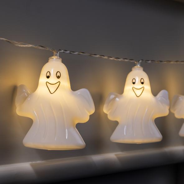 Lichterkette Geister