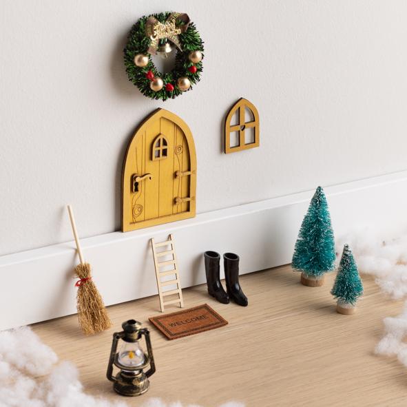 Wichteltür mit Zubehör