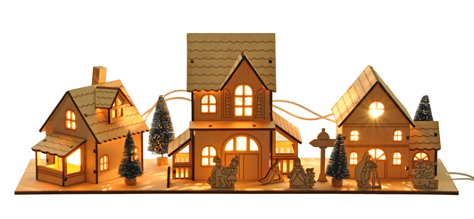 Beleuchtete Weihnachtsstadt aus Holz