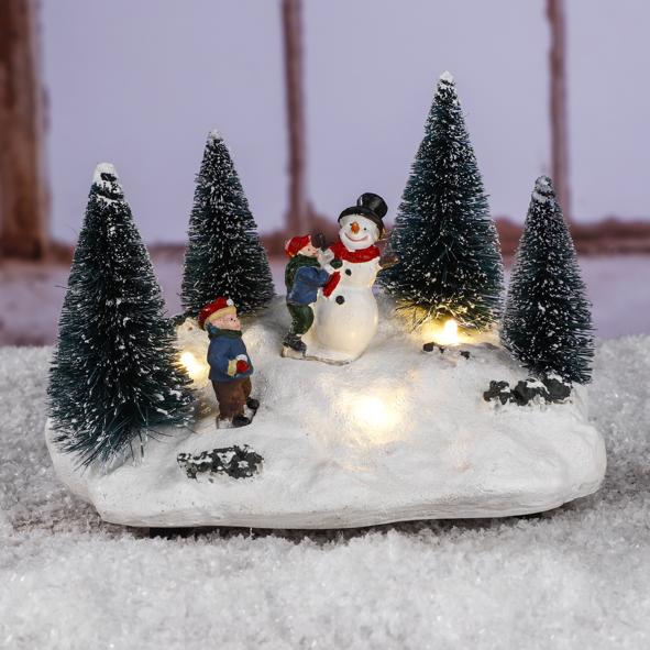 Beleuchtete Weihnachtslandschaft