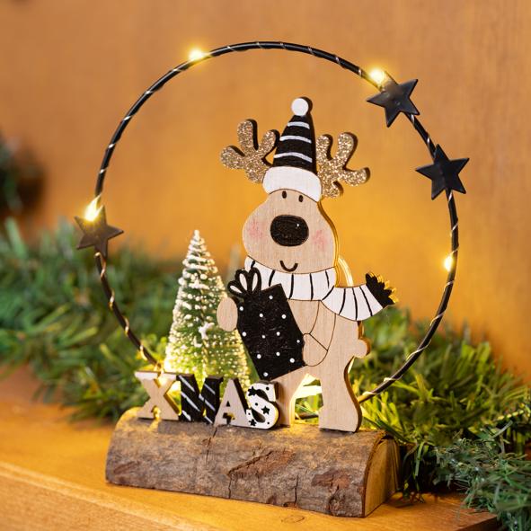 Weihnachtsdeko mit Holzfuß