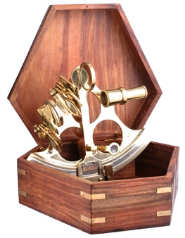 Spiegelsextant in Holzbox