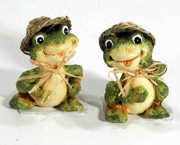 Frosch mit Strohhut