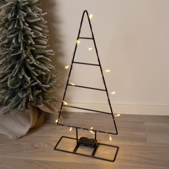 Weihnachtsbaum aus Metall