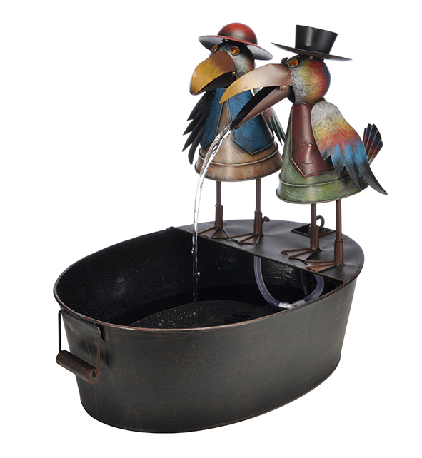Metallbrunnen bunte Raben