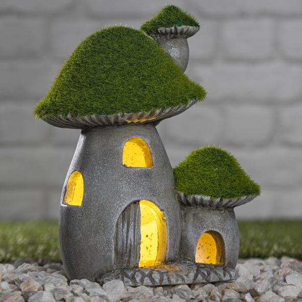 Dekohaus in Pilzform mit Moosoptik und LED