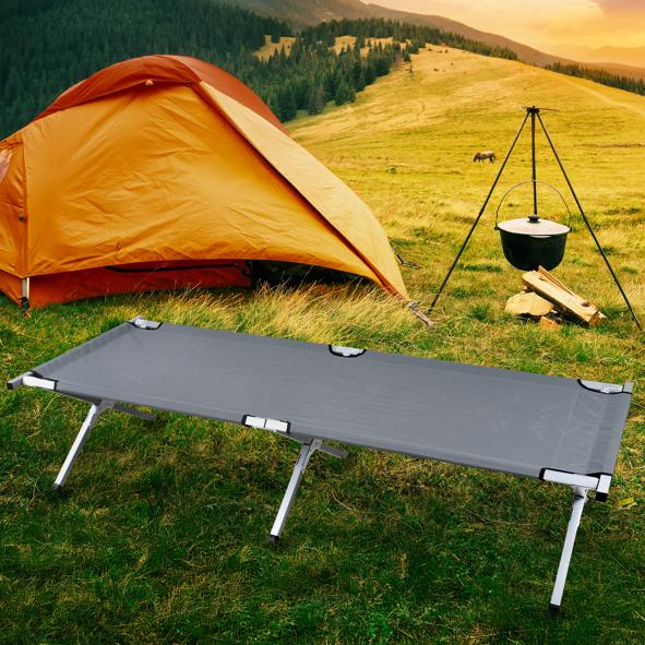 Feldbett mit Stahlgestänge