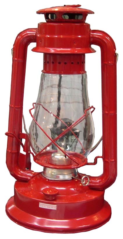 Sturmlaterne aus Metall mit Glaseinsatz