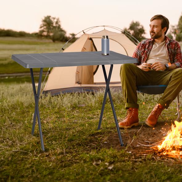 Campingtisch mit PP-Tischplatte