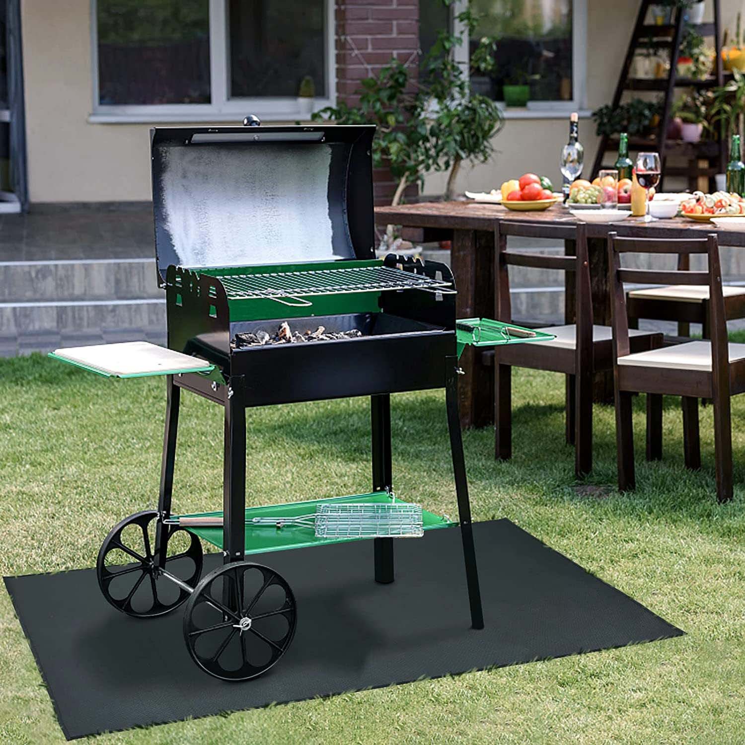 Bodenschutzmatte im Display