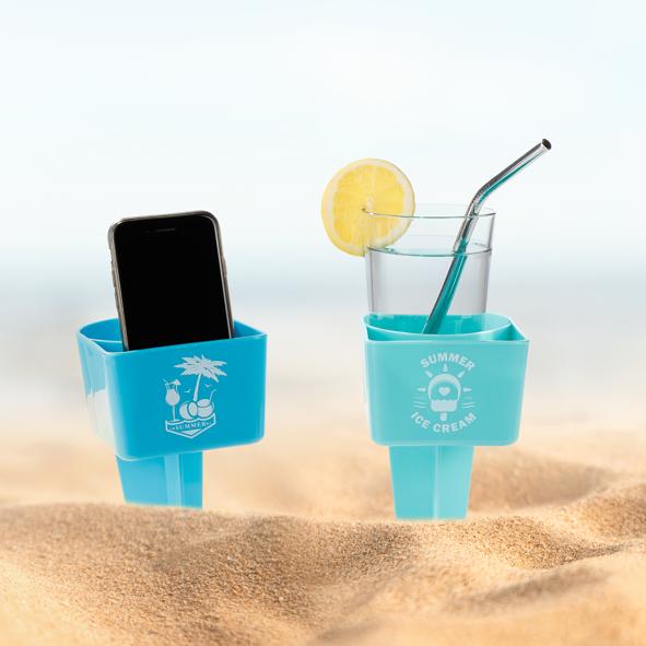 Strandbecher mit Erdspieß