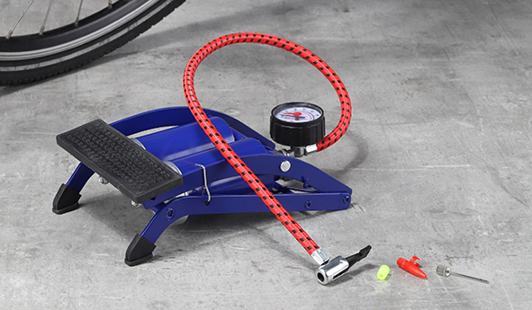 Doppelkolben-Fusspumpe aus Metall