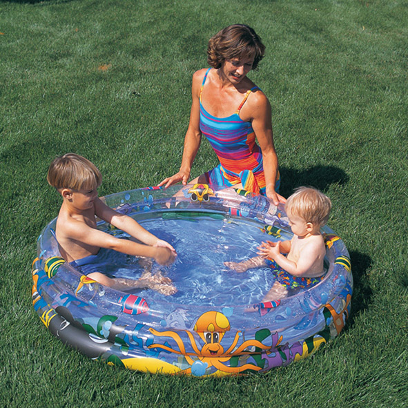 Planschbecken mit 3 Ringen im lustigen