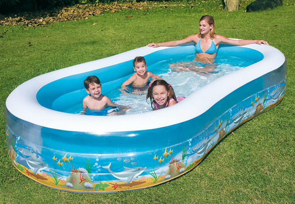 Planschbecken in Form einer Acht