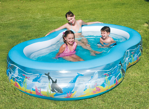 Planschbecken in Form einer Acht