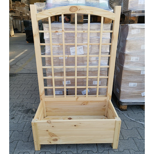 Blumenkasten mit Rankgitter