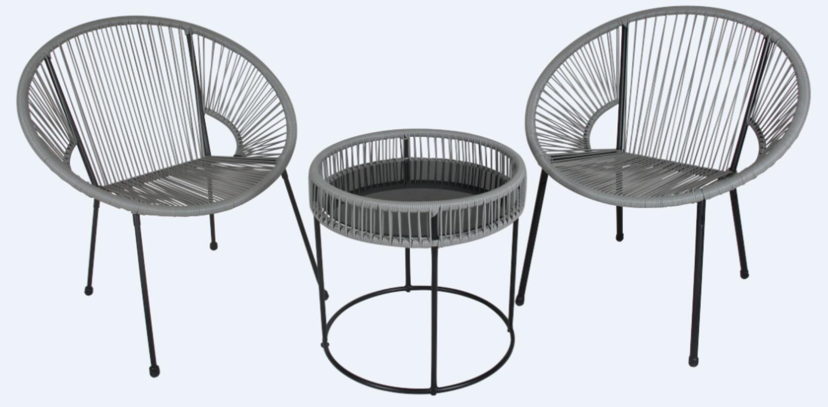 Sitzgruppe aus Rattan