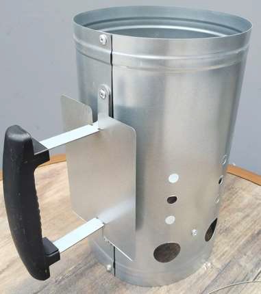 Anzündkamin aus Metall - Kohlestarter