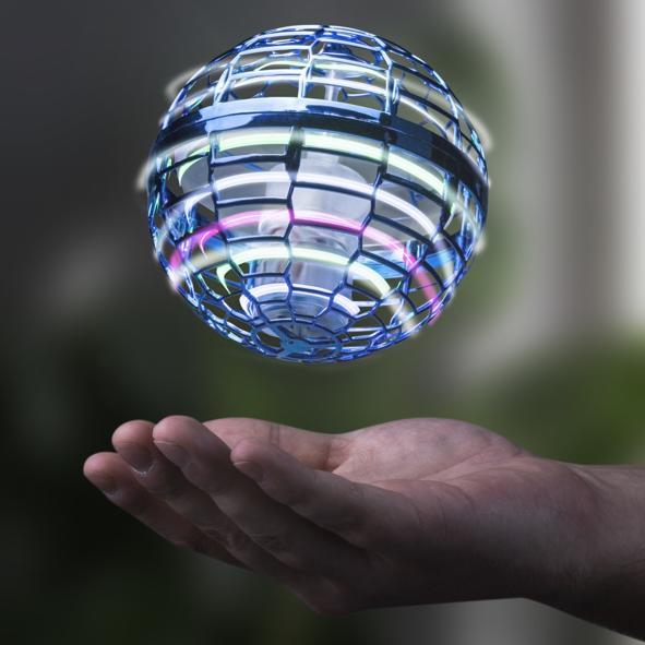 Fliegender Ball mit Lichteffekt