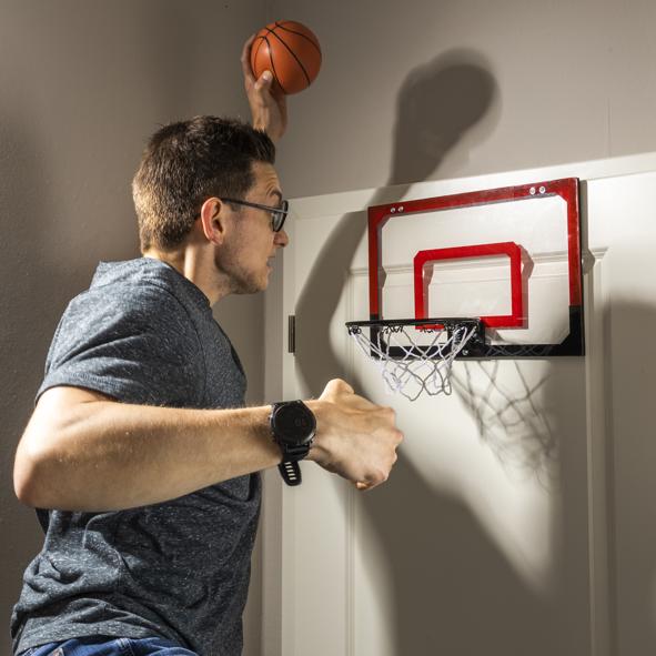 Mini-Basketballkorb mit Board