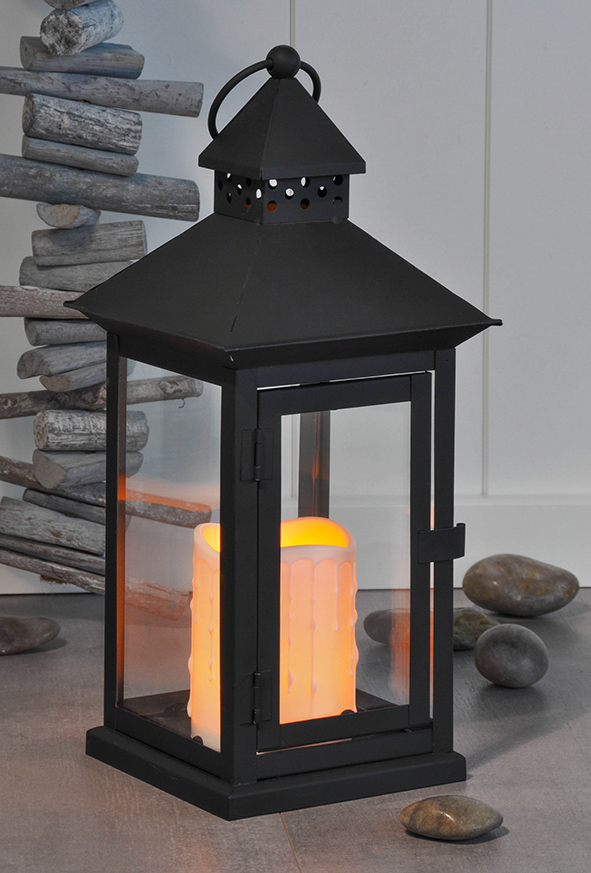 Laterne mit LED-Kerze