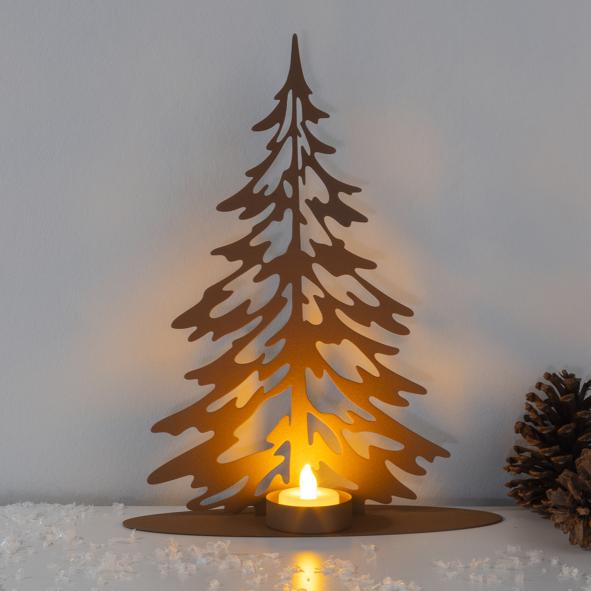 Kerzenhalter im Tannenbaumdesign