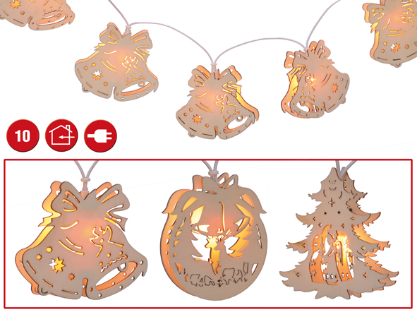 Lichterkette mit weihnachtlichen Holz-