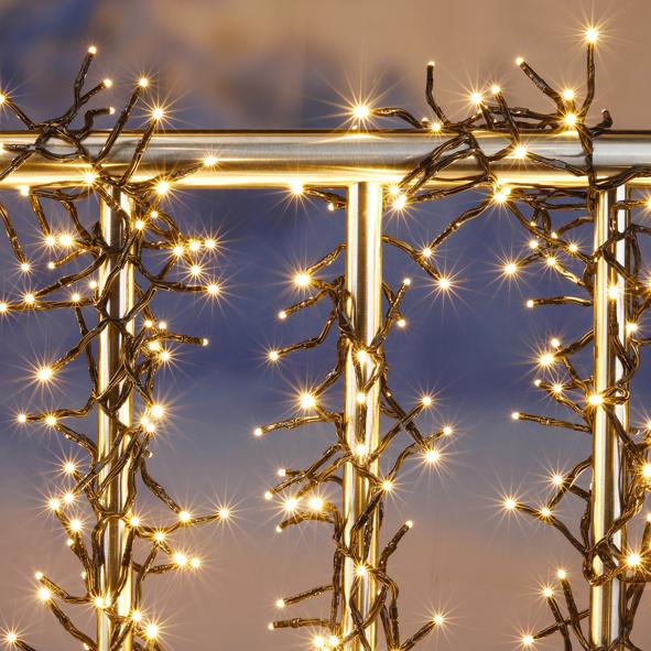 Cluster-Lichterkette mit 1120 warm weißen LEDs
