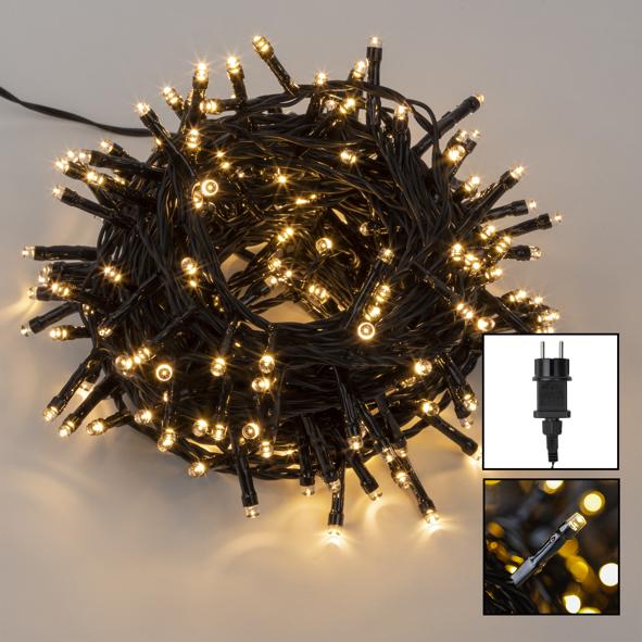 Lichterkette mit 240 warm weißen LEDs