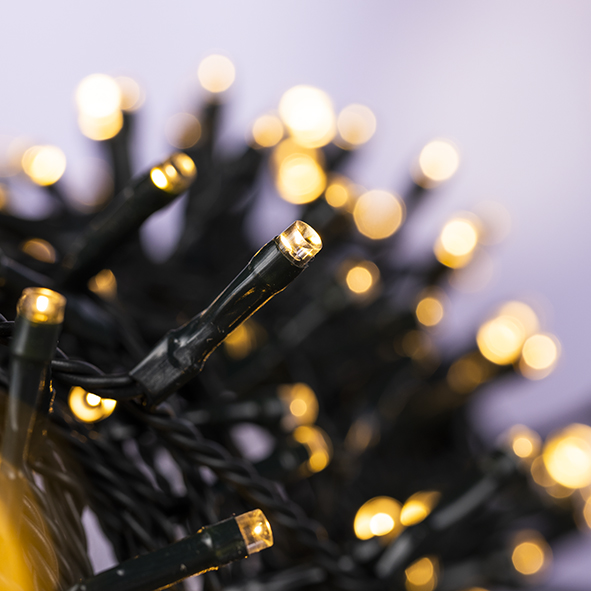 LED Lichterkette mit Sterneneffekt