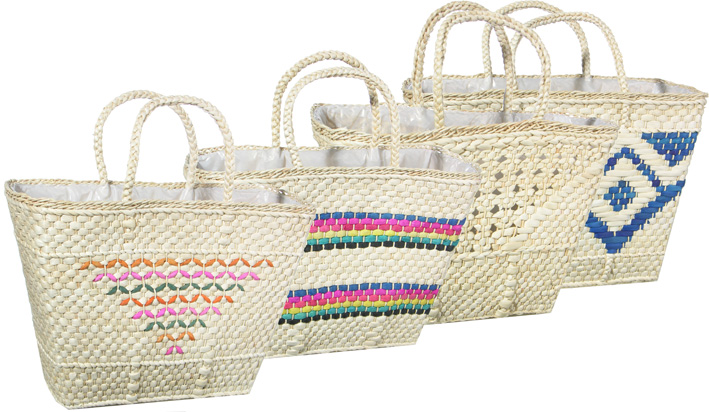 Strandtaschen geflochten