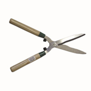 Heckenschere aus Stahl mit Holz-Griffen