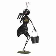 Dekofigur "Ameise" mit Harke und Eimer