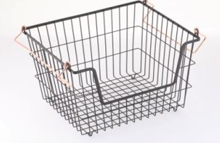 Aufbewahrungskorb mit Kupfergriff